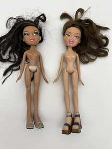 Lot of 2 2001 BRATZ Dolls MGA Dolls Only - Picture 1 of 8