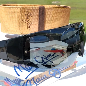 Maui Jim "NUNUI" 512-02 Gloss Black Frames {GREY SHIELD-WRAP LENS ~ VERY RARE!!} - Picture 1 of 15