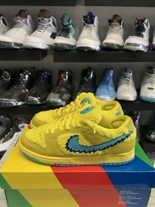 Size 8 - Nike Dunk Low SB x Grateful Dead Yellow Bear - Picture 1 of 7