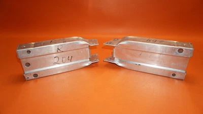 ПЕРЕДНИЙ ЛЕВЫЙ И ПРАВЫЙ АРМАТУРНЫЙ КРОНШТЕЙН MERCEDES BENZ GLK250 2013 2014 2015 - Изображение 1 из 4