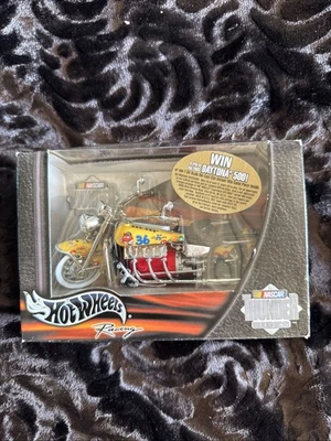 NEW 2002 Hot Wheels Racing Thunder Rides #36 M&M's Motorcycle 1:18 - Image 1 of 4