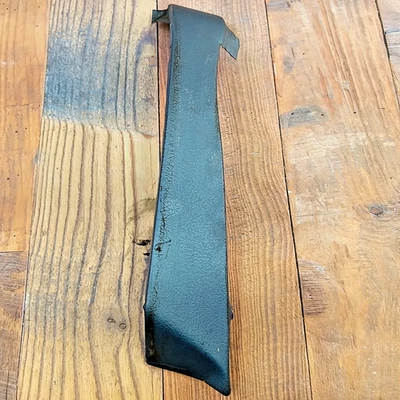 Oldsmobile Cutlass F85 1963 2 puertas LH trasero azul acero interior asiento superior moldura OEM Foto 1 de 4