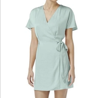 Vestido envolvente satinado azul claro Bar III - Talla pequeña - ¡Nuevo! Foto 1 de 3