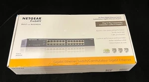 Conmutador Ethernet Gigabit de 24 puertos NETGEAR JGS524 ProSafe, conectividad Plug-N-Play - Imagen 1 de 5