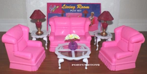 NUEVO JUEGO DE MUEBLES DE CASA DE MUÑECAS GLORIA CON SOFÁ + MESA DE CAFÉ PARA MUÑECAS - Imagen 1 de 2