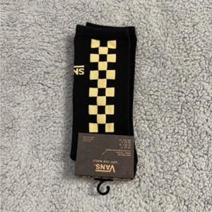 Vans Checkered Crew Socks Mens Womens 6.5-9 Black Cream Classic Logo Athletic - Picture 1 of 2