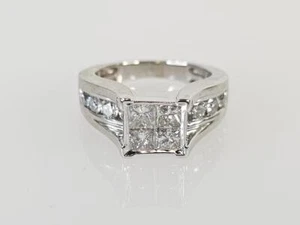 10K White Gold APX 1 1/10 CTW Princess Round Diamond Engagement Ring (AM1077774) - Picture 1 of 8