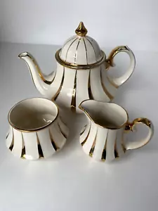 VINTAGE SADLER CAROUSEL TEAPOT, CREAM & SUGAR Cream & Gold #3184 bell bottom - Picture 1 of 13