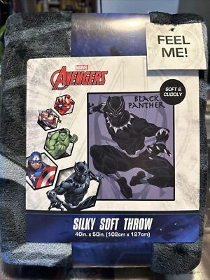 Marvel Avengers tiro suave sedoso 40 pulgadas X 50 pulgadas Foto 1 de 2