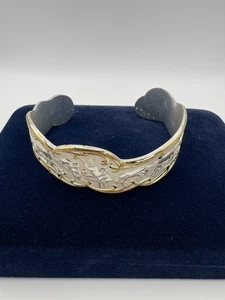 Montana Silversmiths Women’s Bucking Horse Bracelet Cuff Silver Gold Trim - Picture 1 of 5