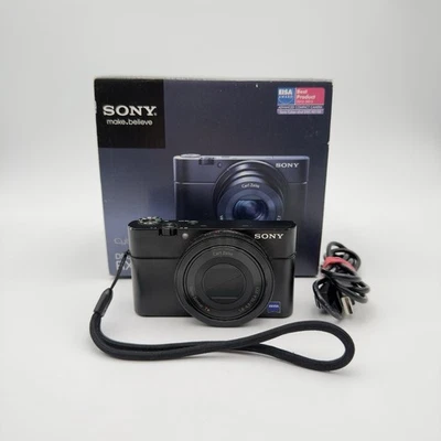 Sony Cyber-shot DSC-RX100 20,2 MP Digitalkamera - Schwarz - Bild 1 von 4