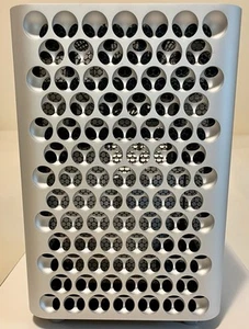 MCPRUE Apollo S 3.0 - Silver Mini-ITX Case, w/ Feet & Handle Add-ons, New In Box - Afbeelding 1 van 10