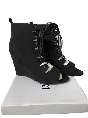 Cuñas de tacón de gamuza Forever 21 Foto 1 de 4