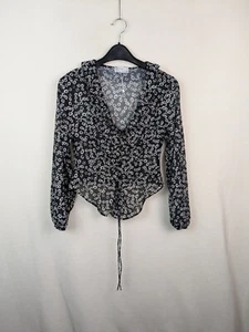 Bershka Ladies casual top blouse size Medium long sleeve floral ruched front - Picture 1 of 9