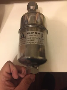 NEW IN ORIGINAL BOX Armstrong 3/4 Vertical Steam Trap 450 PSI Model 1012 - Picture 1 of 6