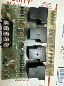 50V54 571 01 Trane CNT06585 Emerson D343687P02  Furnace Circuit Board - Picture 1 of 3