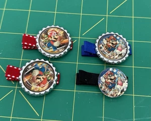 4 clip per barrette con tappo bottiglia Mario fatte a mano - Foto 1 di 3