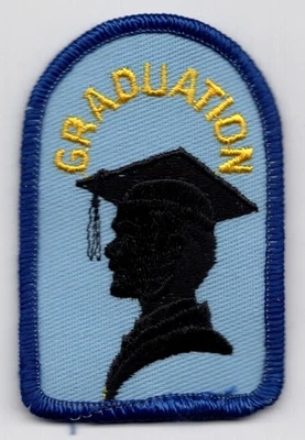 Parche Actividad de Graduación c2000 Insignia Evento Actividad Silueta 2x3" Foto 1 de 3