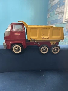Vintage Tonka Gas Turbine Tandem Dump Truck Pressed Steel - Picture 1 of 7
