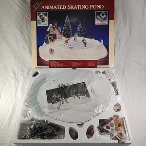 Lemax Animated Skating Pond Village Collection All Accessories 1995 #54106 NEU - Bild 1 von 6