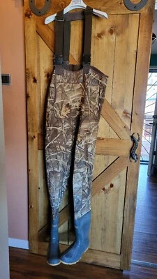 Mens Cabelas Fishing Wader Overall Camoflauge Neoprene with Boots  Size S12 - Image 1 of 4