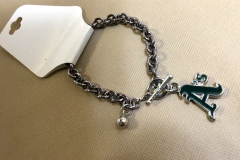 Oakland Athletics AUTHENTIC MLB 7-8” A’s LOGO CHARM BRACELET FASHION JEWELRY NEW Cover