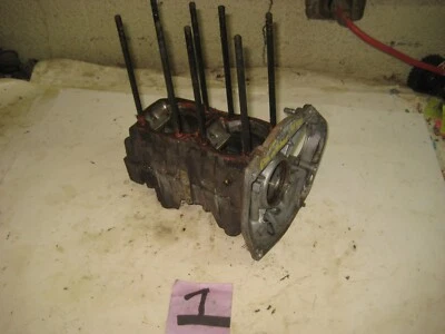 1972 Arctic Cat Panther 440 Snowmobile Engine Case Foto 1 de 4