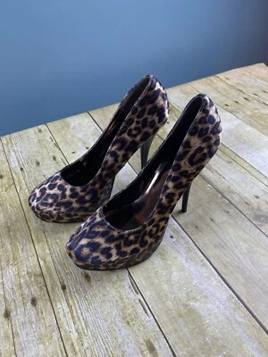 Women’s Size 8.5 Platform Stiletto 5.5” High Heel Leopard Print Pumps READ - Image 1 of 4