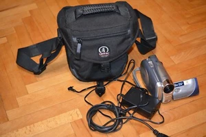 Canon DC210 DVD Camcorder with 35x Optical Zoom - Silver, Tested - Picture 1 of 16