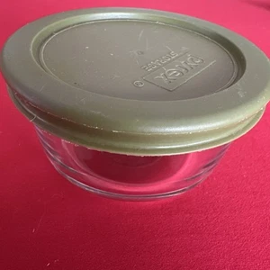 Pyrex 1 Cup / 236 ML Glass Bowl 7202A Round with Green Lid Small Storage VTG - Picture 1 of 6