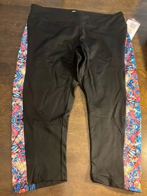 LuLaRoe 全新带标签 XL 码骑手运动卡普里裤迷幻火箭。 -翡翠风格 — 第 1/4 张图片