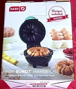 brand NEW DASH Mini Bundt Cake Maker in Aqua Non-Stick Surface Recipe Guide NIB - Picture 1 of 8