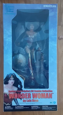 YOMATO Fantasy Figure Gallery Wonder Woman Resin Statue by Luis Royo - Image 1 of 2