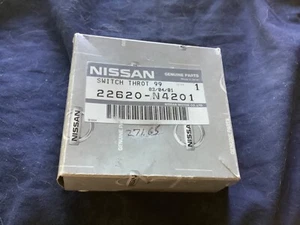 DATSUN 280Z. throttle switch assembly nos. 22620-N4201 - Picture 1 of 5