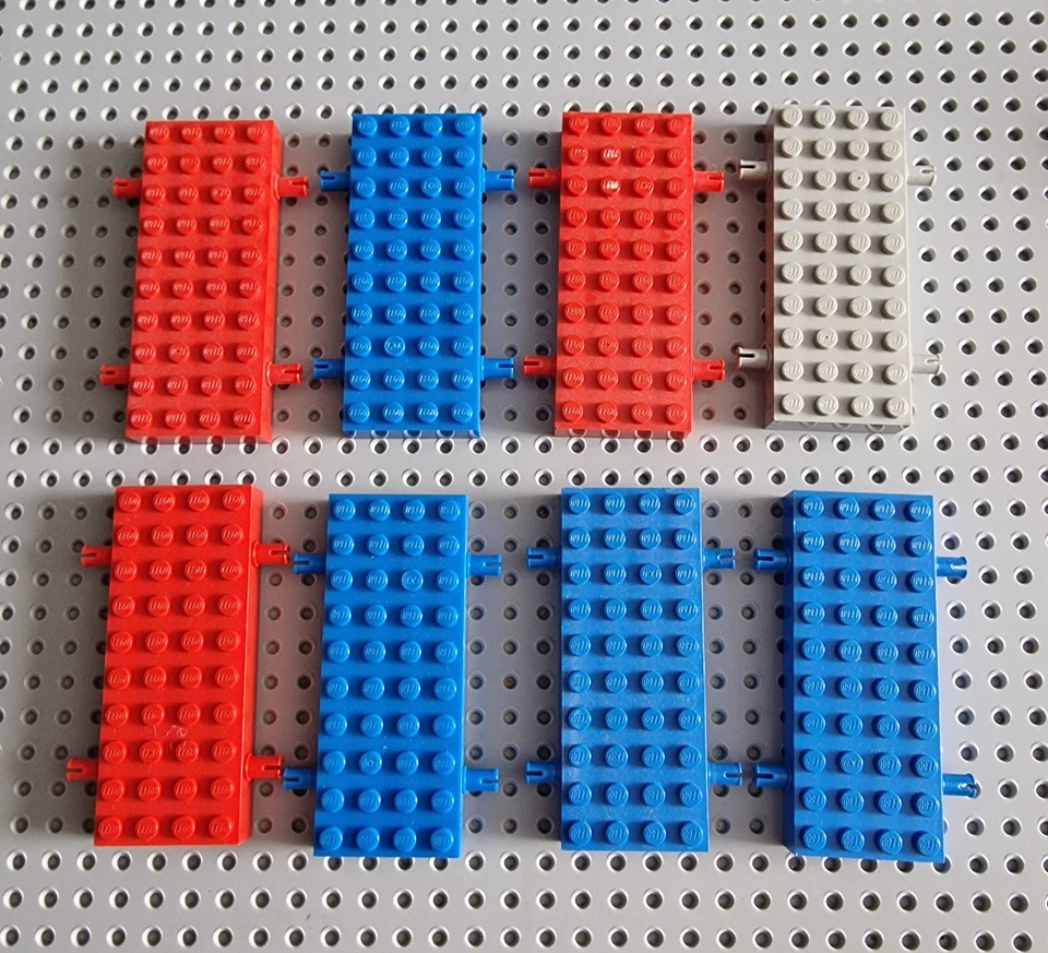 Lego City Fahrgestell Chassis rot blau grau 8 Stück 4x10 Pins 30076 R2/K5 - Bild 1 von 1