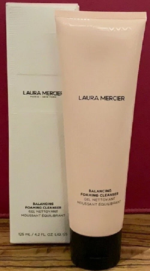 Limpiador Laura Mercier BALANCING FOAMING 4,2 OZ. Tubo sellado y nuevo en caja Foto 1 de 1