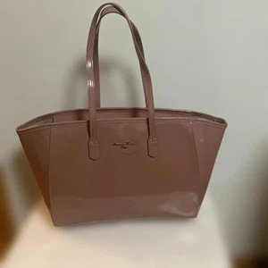 Samantha Thavasa Beige Enamel Tote Bag, Large Capacity, Used - Picture 1 of 10