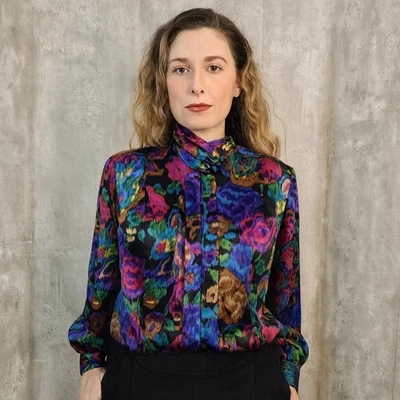 Винтажная атласная блузка с цветочным рисунком David Matthew III с ложным вырезом ювелирный тон 80-е гламур 12 - Изображение 1 из 4