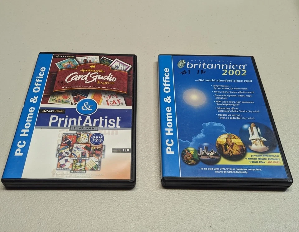 Encyclopedia Britannica 2002 Deluxe Edition CD Windows & Hallmark Card Studio CD - Image 1 of 1