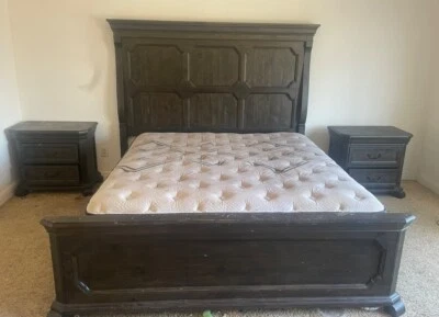 black walnut bedroom set - Image 1 of 4