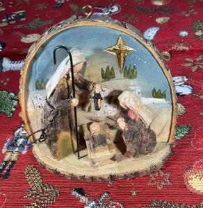 Nativity Ornament - Picture 1 of 2