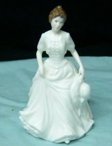 Royal Doulton 1997 Lovely Harmony Bone China 6” Figurine Signed Lynne Hooper - Picture 1 of 6