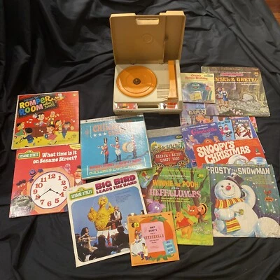 VTG 1979 Fisher Price Record Player Phonograph Turntable & Records~Needs Needle - Image 1 of 4
