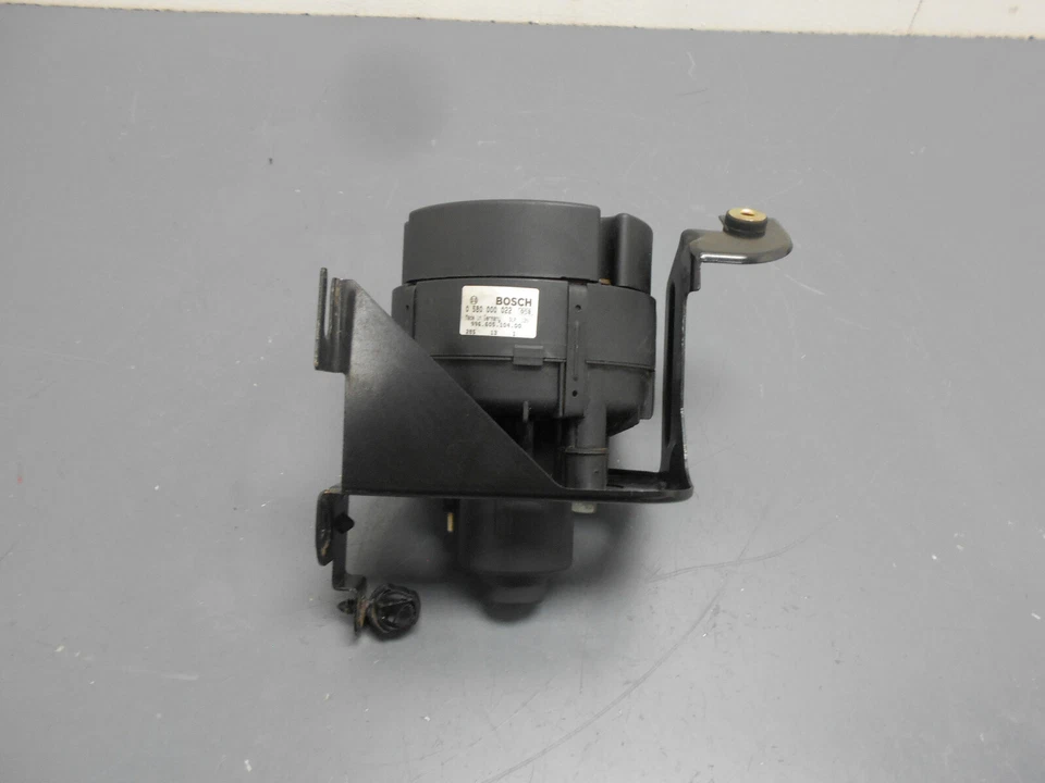 Bomba de aire secundaria Porsche 911 Carrera 2003 03 A.I.R. #0569 Y2 Foto 1 de 4