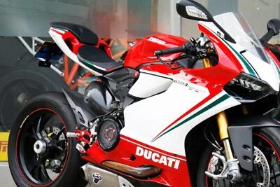 Luimoto Seat Cover Team Italia Suede New For Ducati 1199 Panigale 2011-2015 - Image 1 of 4