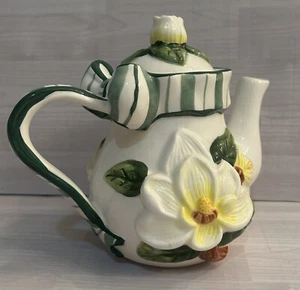 Vintage Country Cottage Magnolia Teapot Youngs Pottery 1998 Floral Bow Farmhouse - Picture 1 of 12