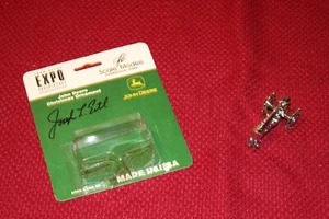 John Deere Christmas Ornament Phoenix Expo 2004 1/64 Scale Models Open Package - Picture 1 of 7
