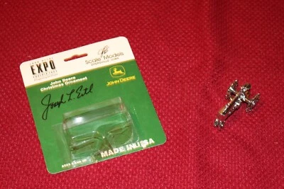 Adorno de Navidad John Deere Phoenix Expo 2004 modelos a escala 1/64 paquete abierto Foto 1 de 4