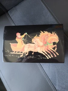 Three Horses Jewelry  Musucal Box Black Lacquer Box 3×5 - Picture 1 of 3