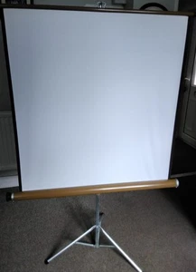 White Projector Screen Tripod Legs Screen Size Approx 40"x 40" Depth Adjustable - Picture 1 of 7